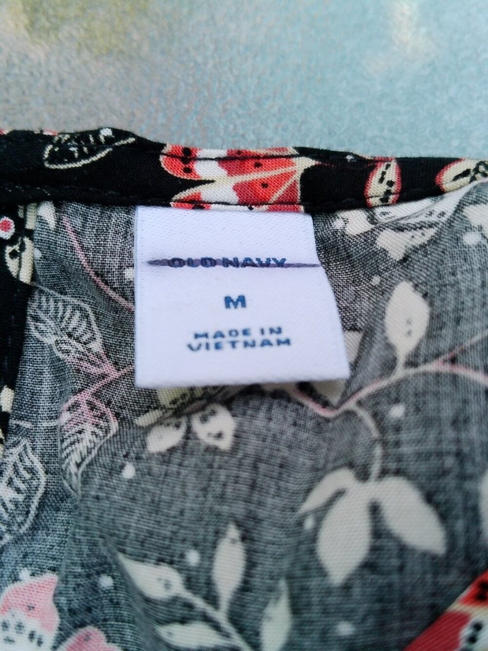 OLD NAVY ROMPER SIZE MED NEW WITHOUT TAGS - Picture 6 of 6